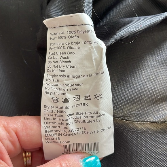 Witch hat with fake hair and new witch fingers - Picture 4 of 10